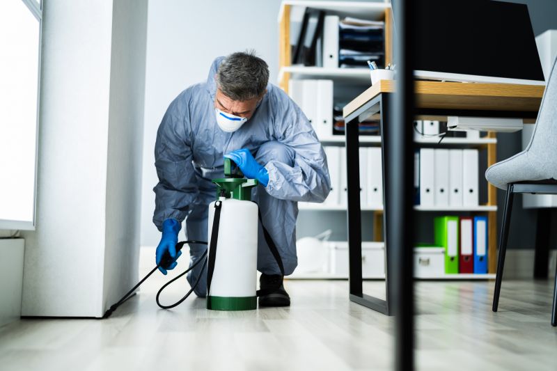 Experienced Pest Control Technicians